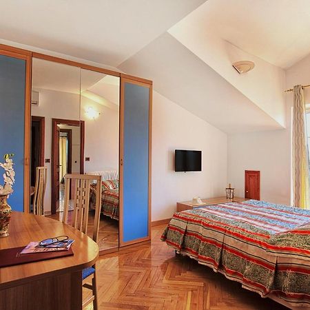 Villa Sveta Eufemija Bed End Breakfast II Ровинь Экстерьер фото